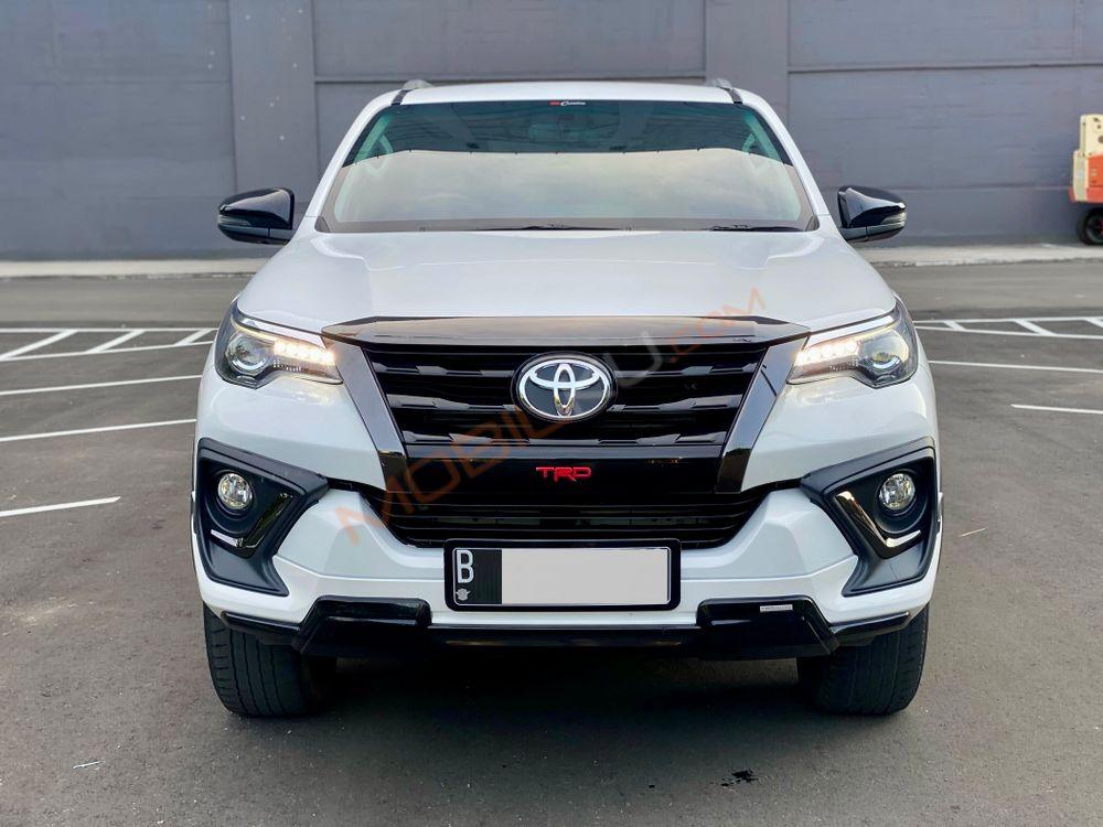Mobil Toyota Fortuner 2020
