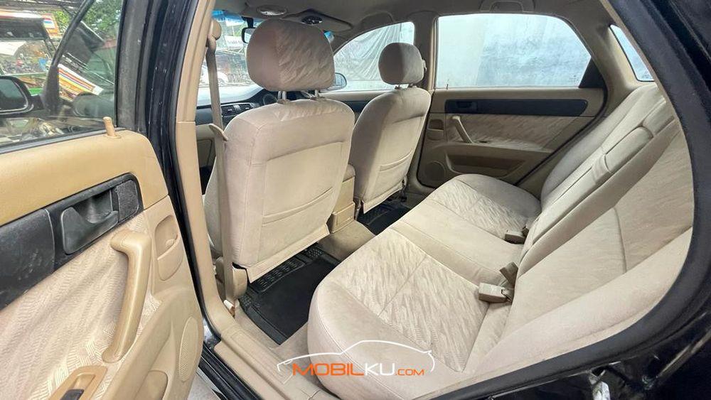 Mobil Chevrolet Optra 2003