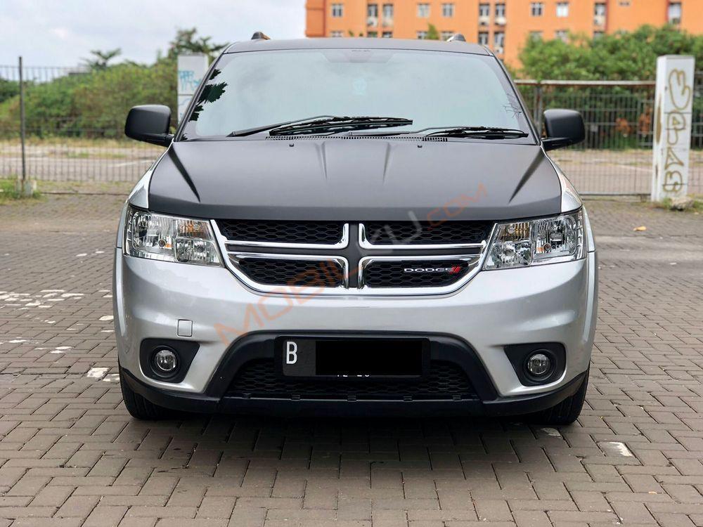 Mobil Dodge Journey 2014