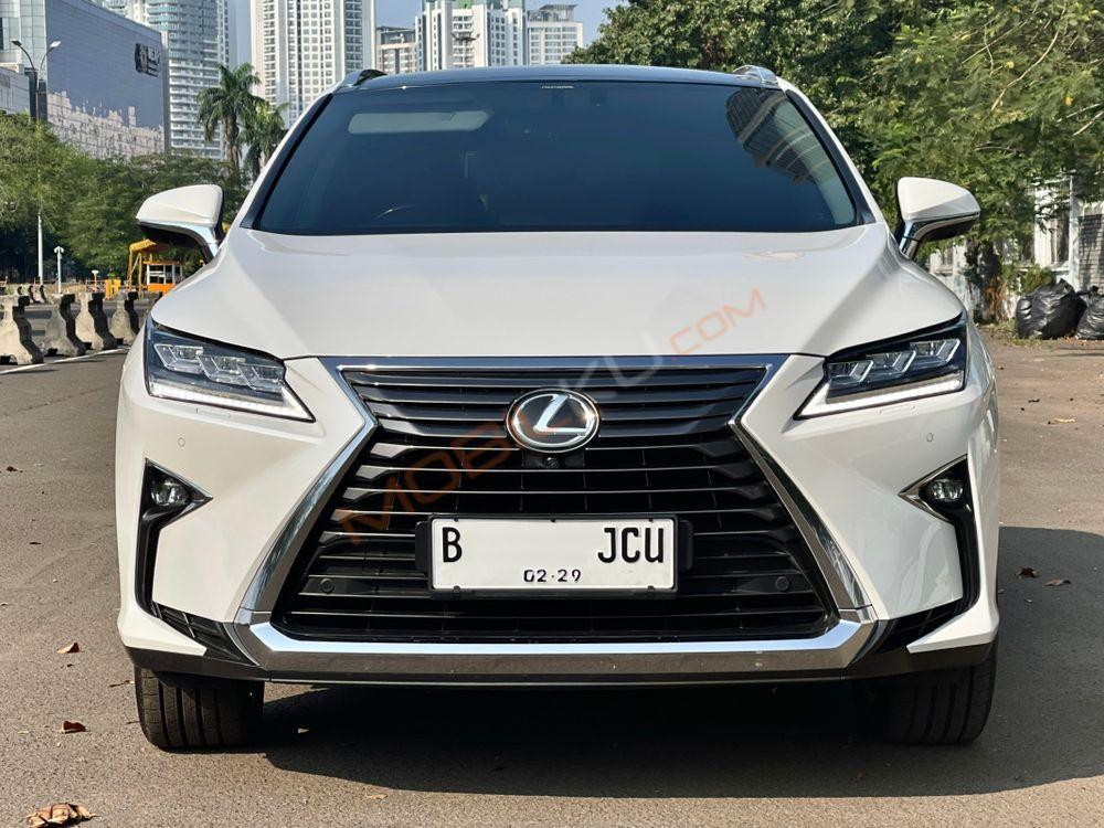 Mobil Lexus RX 2018