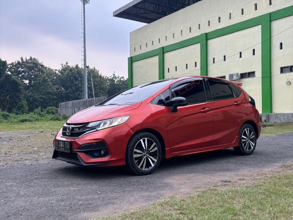 Mobil Honda Jazz 2020