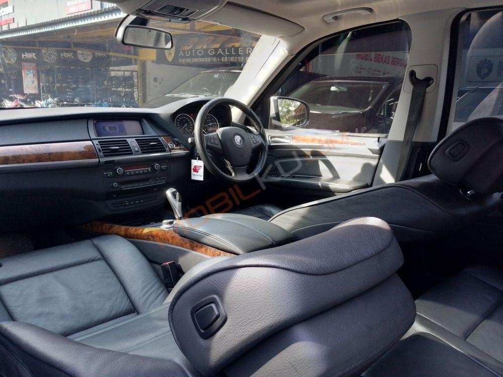 Mobil BMW X5 2008