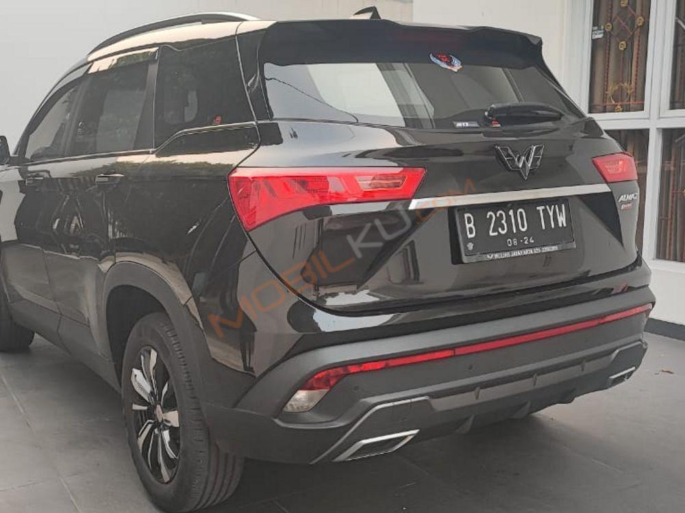 Mobil Wuling Almaz 2019