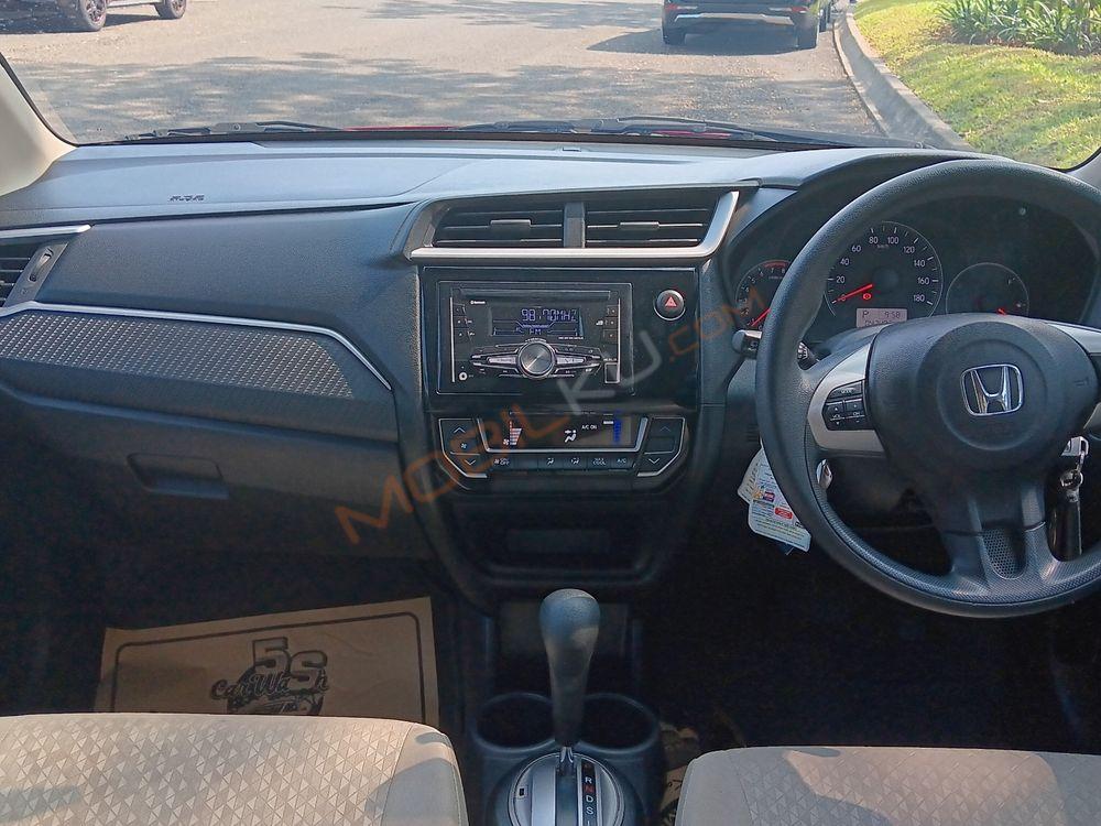 Mobil Honda Brio 2021