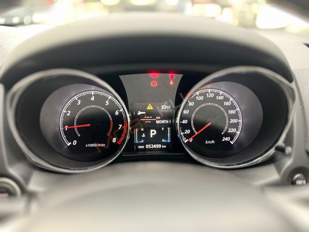 Mobil Mitsubishi Outlander Sport 2016