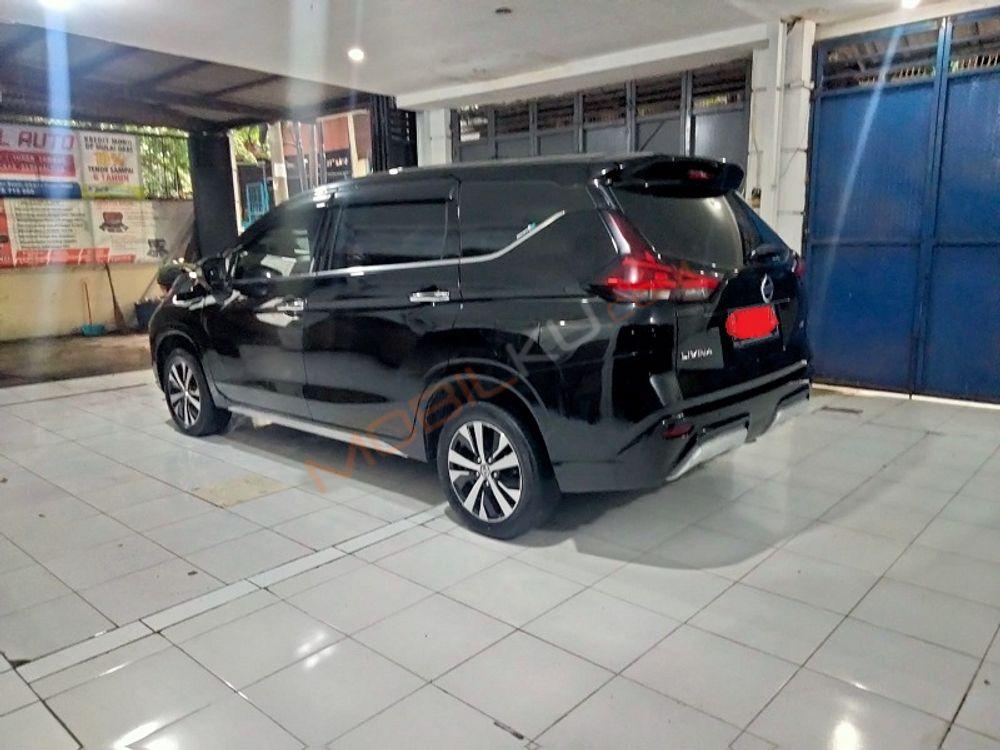 Mobil Nissan Livina 2019