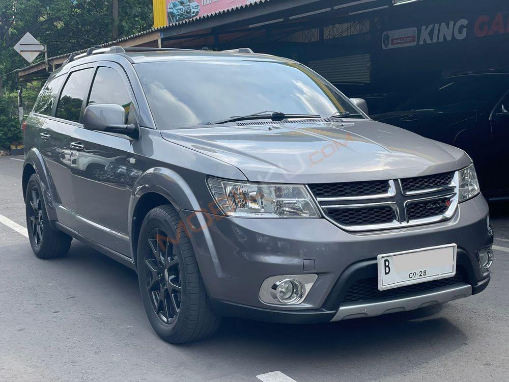 Mobil Dodge Journey 2013