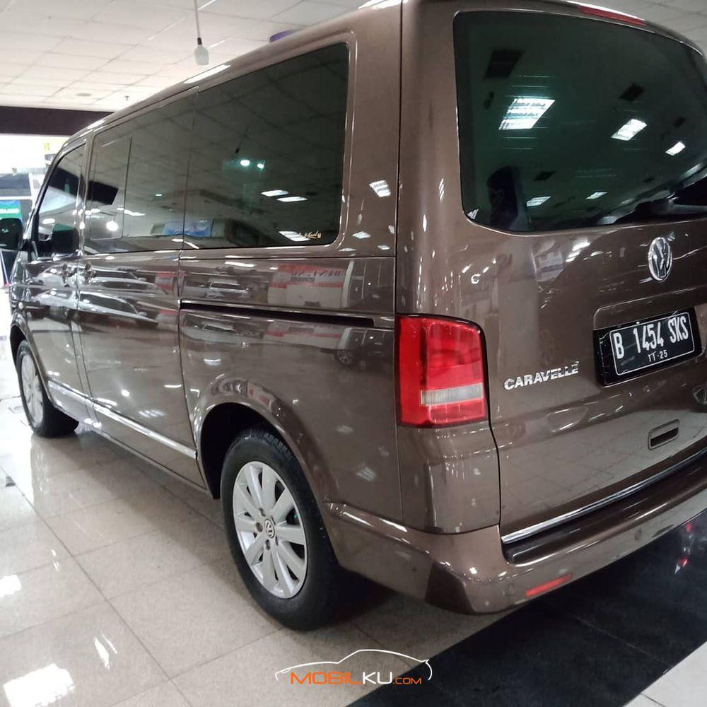 Mobil Volkswagen Caravelle 2010