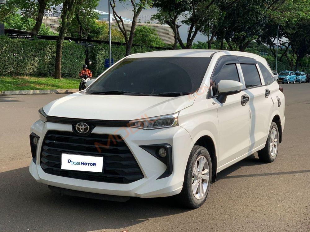 Mobil Toyota Avanza 2022