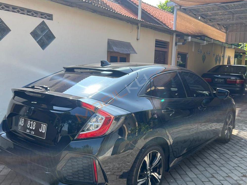Mobil Honda Civic Hatchback 2019