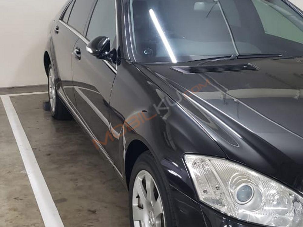 Mobil Mercedes-Benz S-Class 2007
