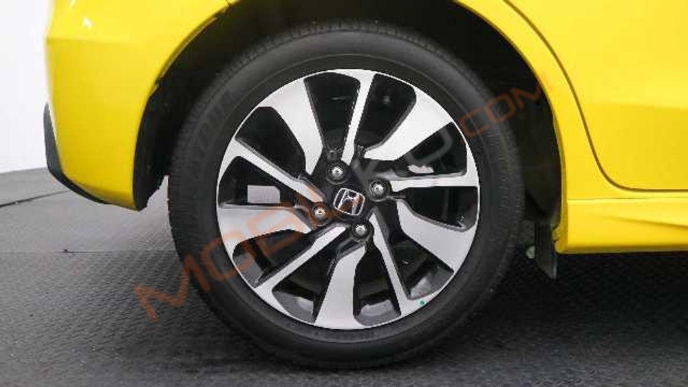 Mobil Honda Brio 2019