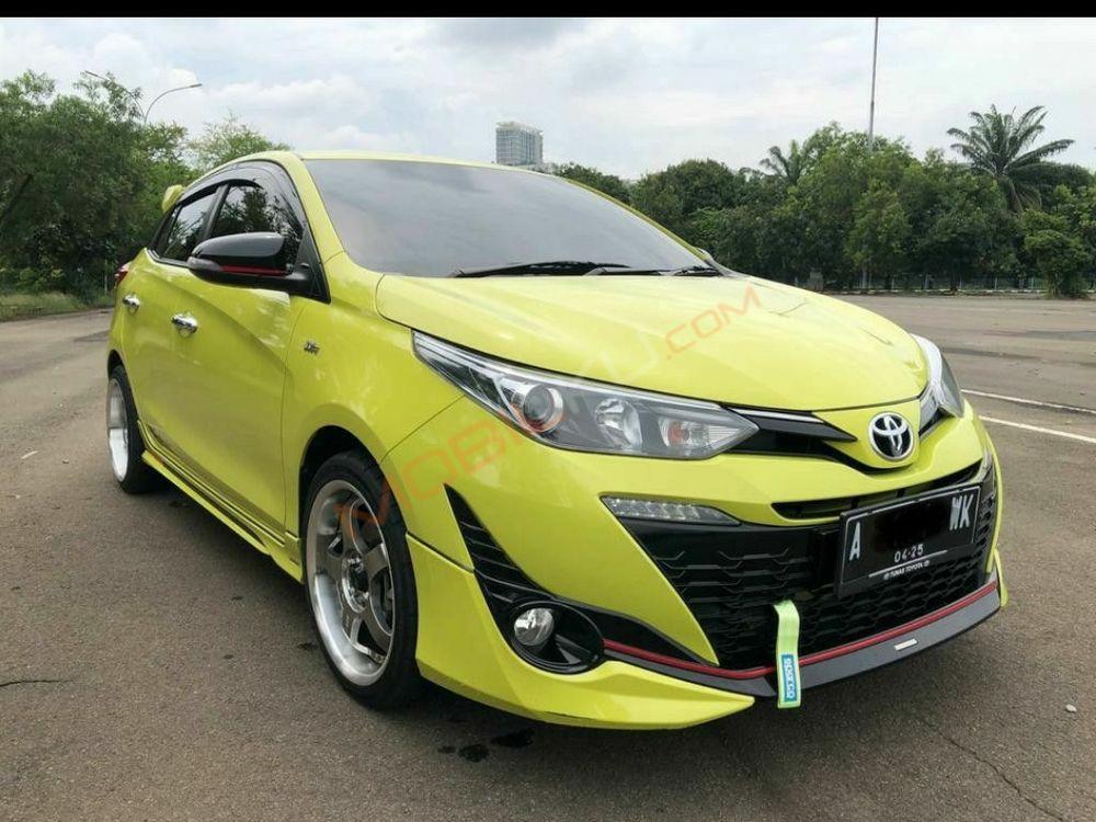 Mobil Toyota Yaris 2020