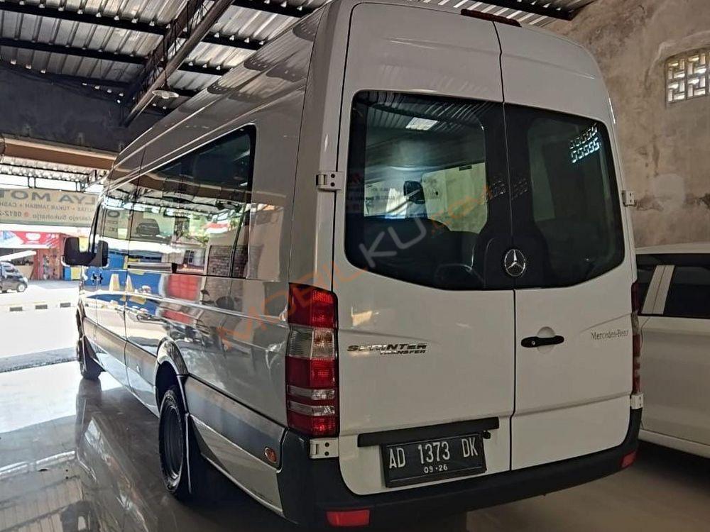 Mobil Mercedes-Benz Sprinter 2013