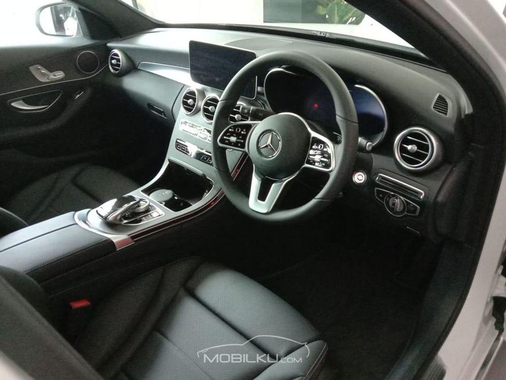 Mobil Mercedes-Benz C-Class 2019