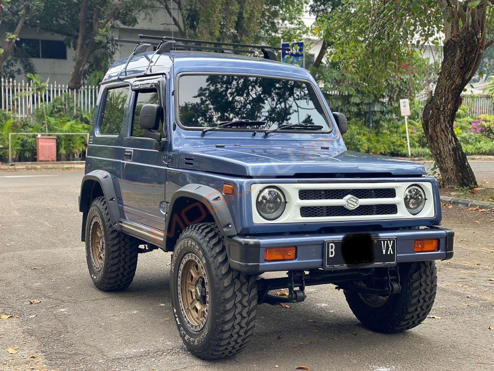 Mobil Suzuki Katana 2005