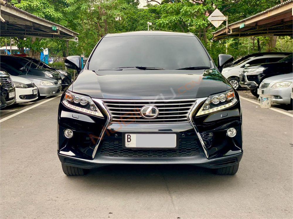 Mobil Lexus RX 2014