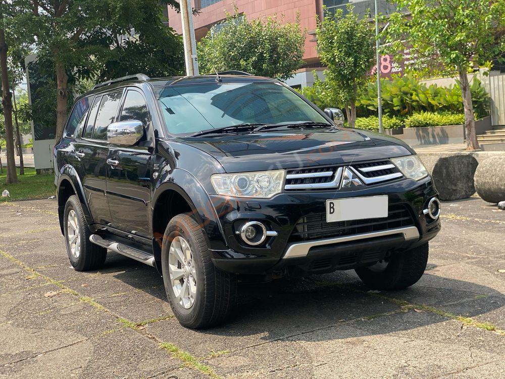 Mobil Mitsubishi Pajero Sport 2013