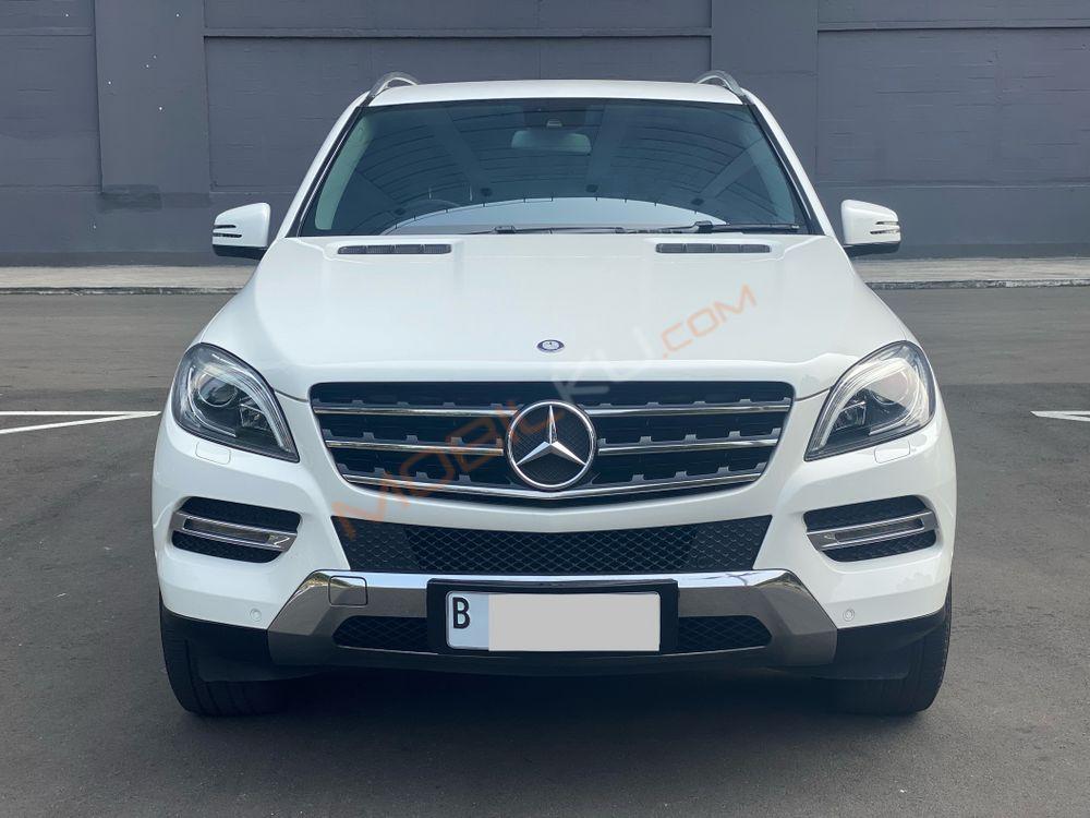 Mobil Mercedes-Benz ML 2015