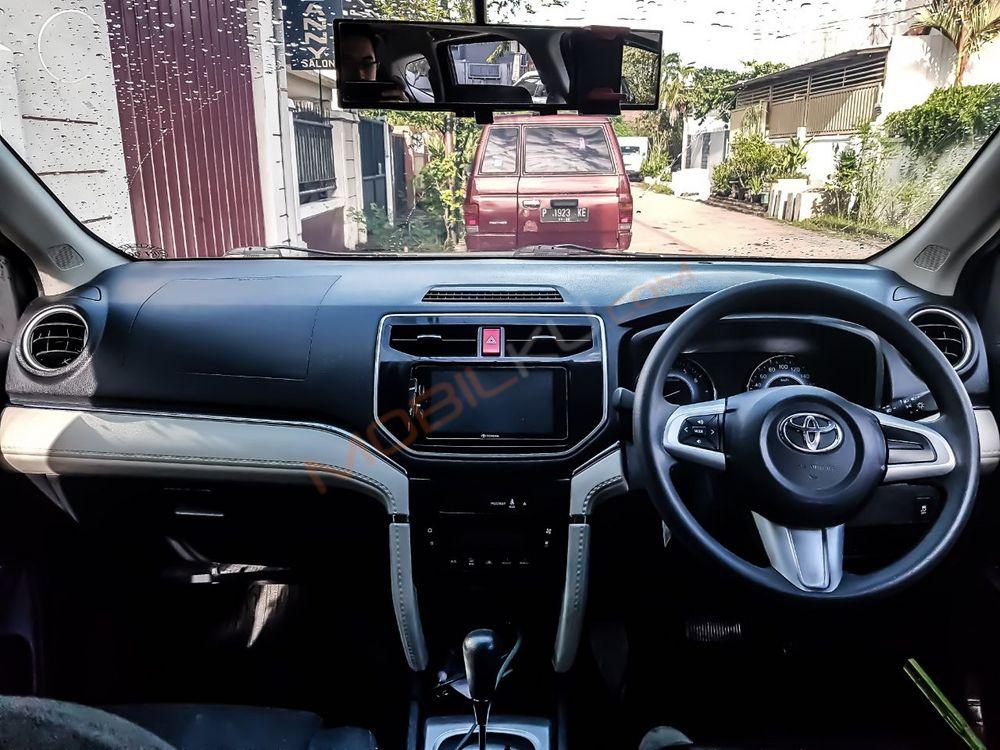 Mobil Toyota Rush 2020