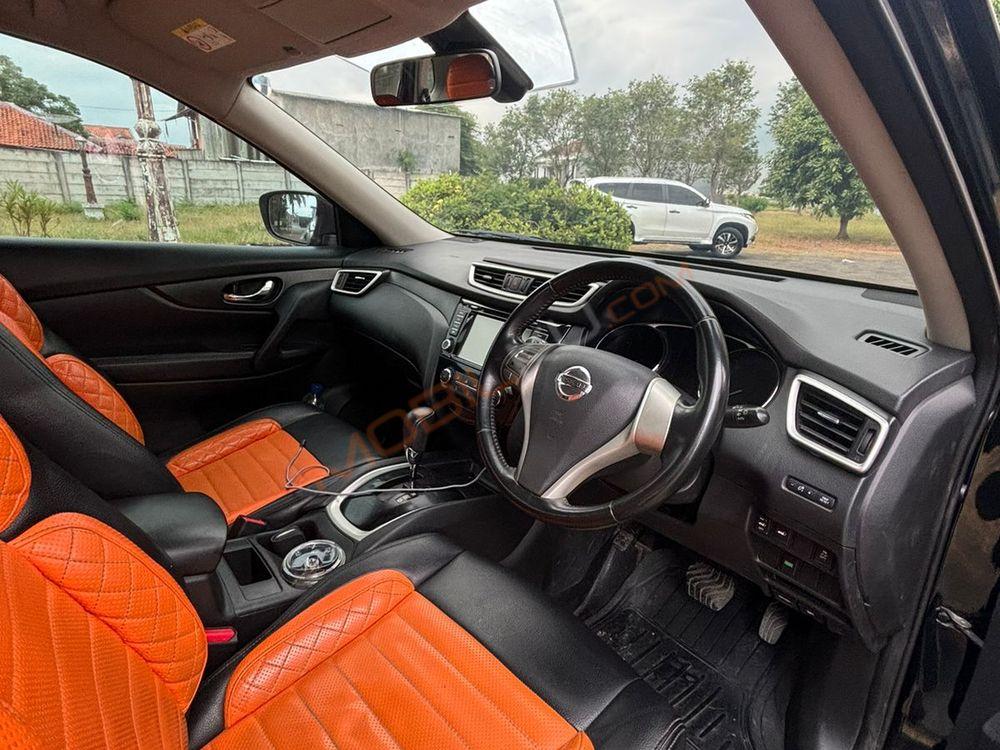 Mobil Nissan X-Trail 2015