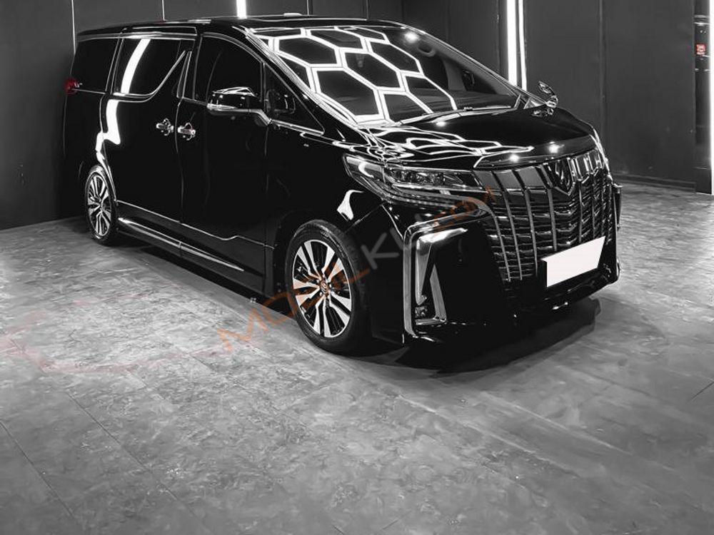 Mobil Toyota Alphard 2018