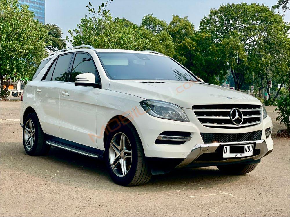Mobil Mercedes-Benz ML 2015