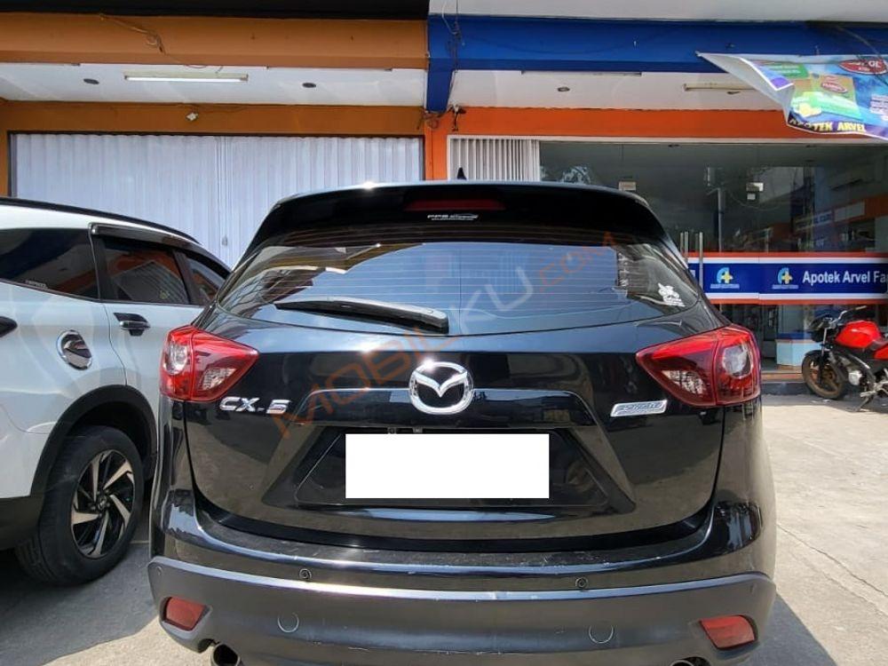 Mobil Mazda CX-5 2015