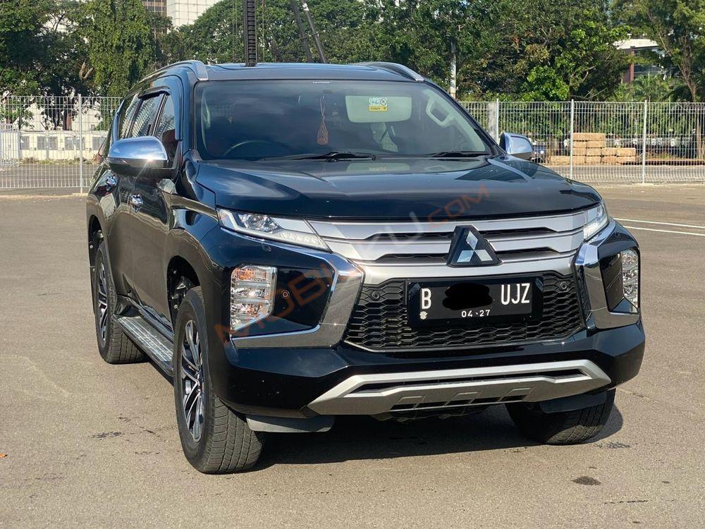 Mobil Mitsubishi Pajero Sport 2022