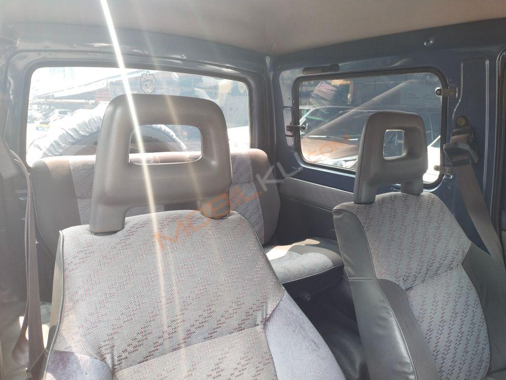 Mobil Suzuki Katana 2005