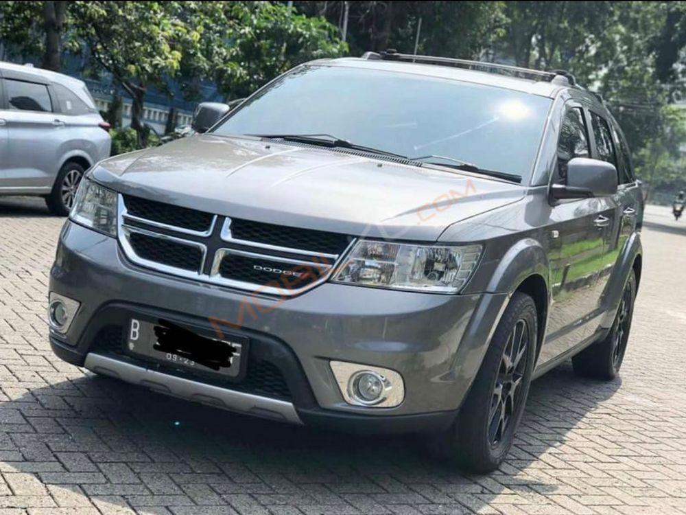 Mobil Dodge Journey 2013