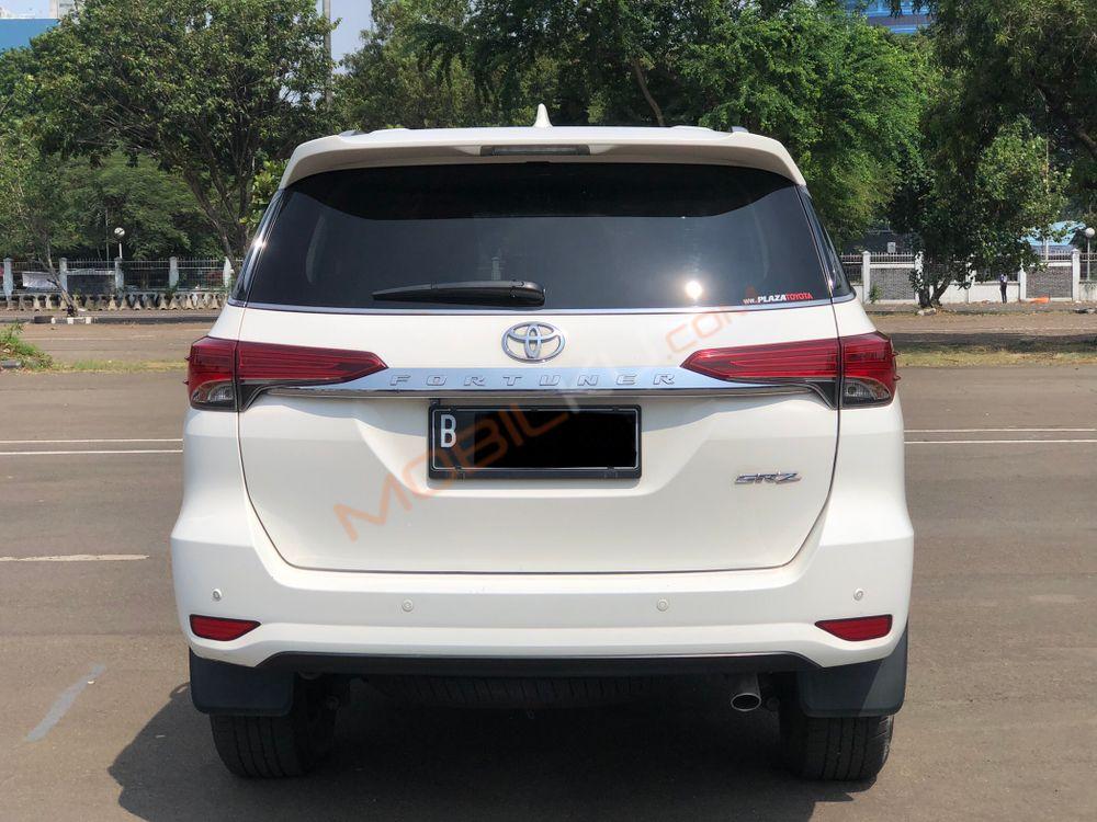 Mobil Toyota Fortuner 2016