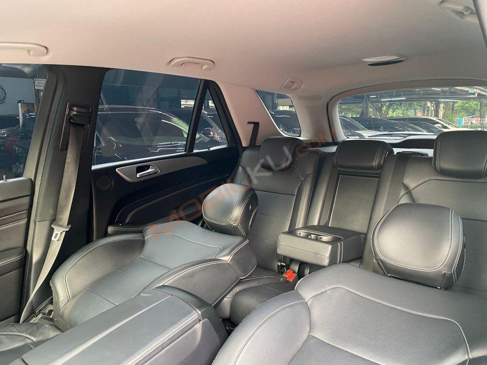 Mobil Mercedes-Benz ML 2014