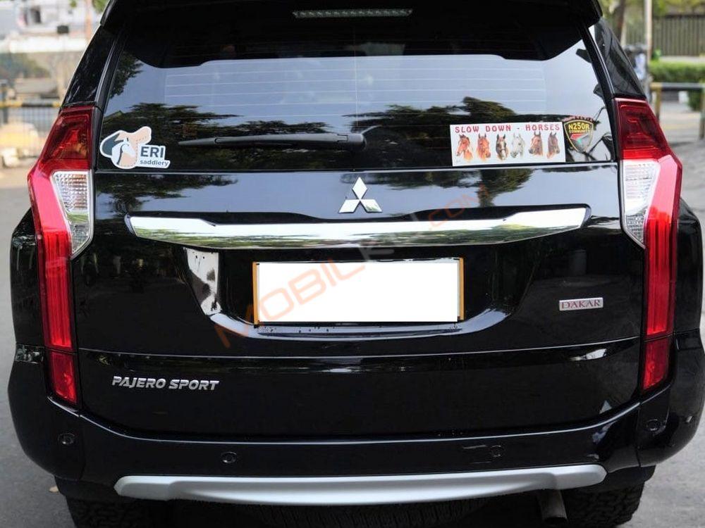 Mobil Mitsubishi Pajero Sport 2019