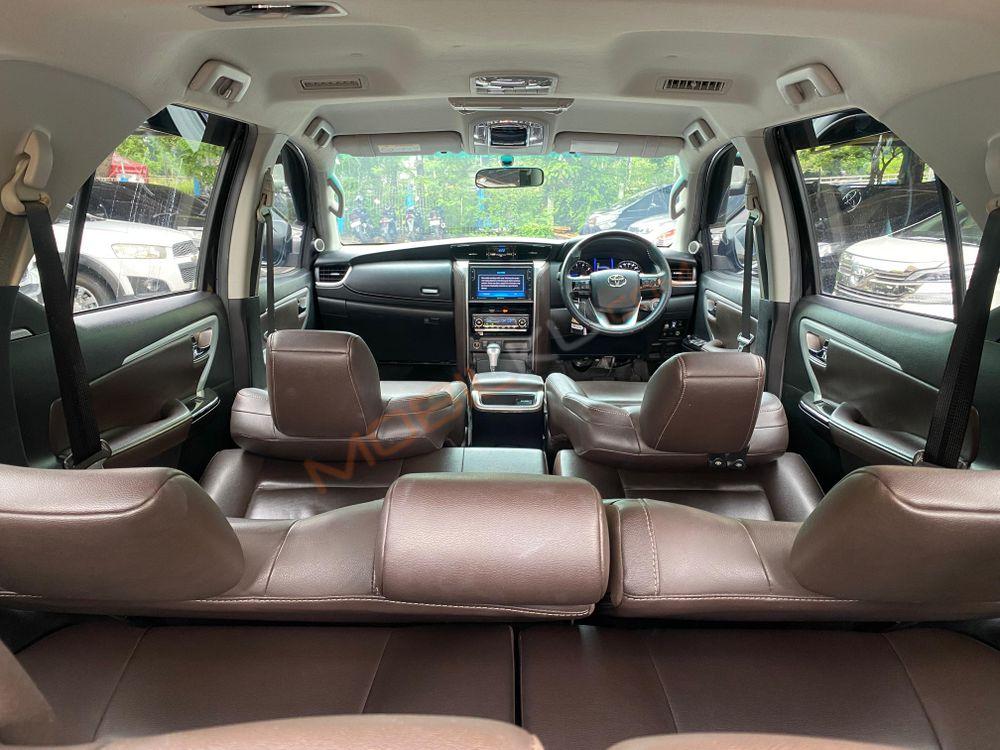 Mobil Toyota Fortuner 2020