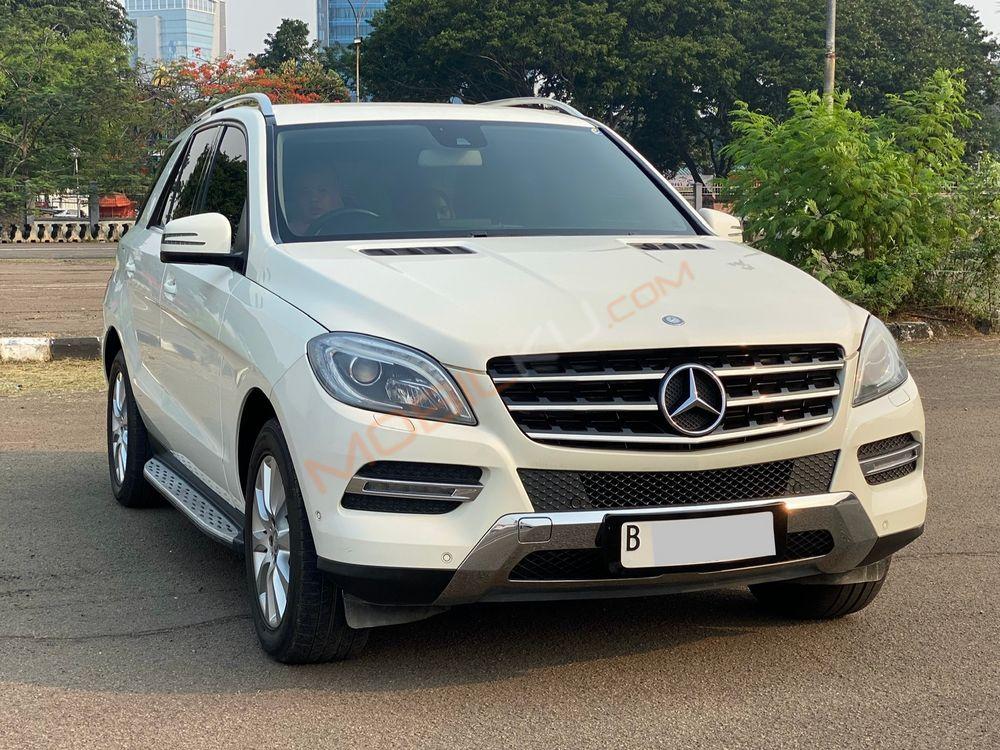 Mobil Mercedes-Benz ML 2013