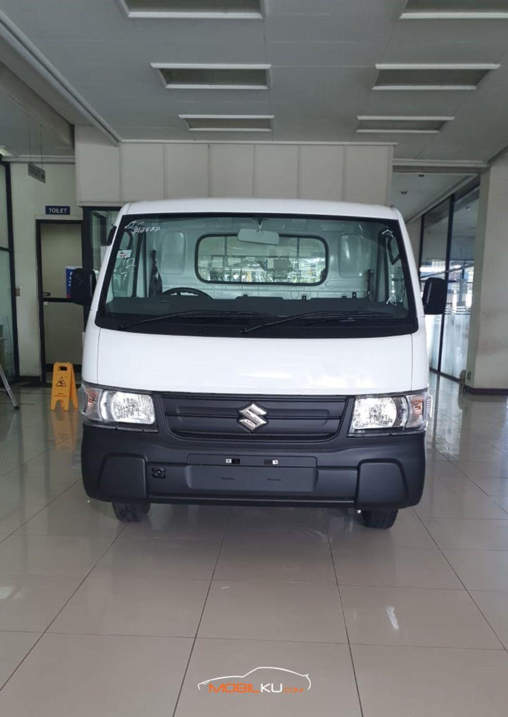 Mobil Suzuki Carry 2022