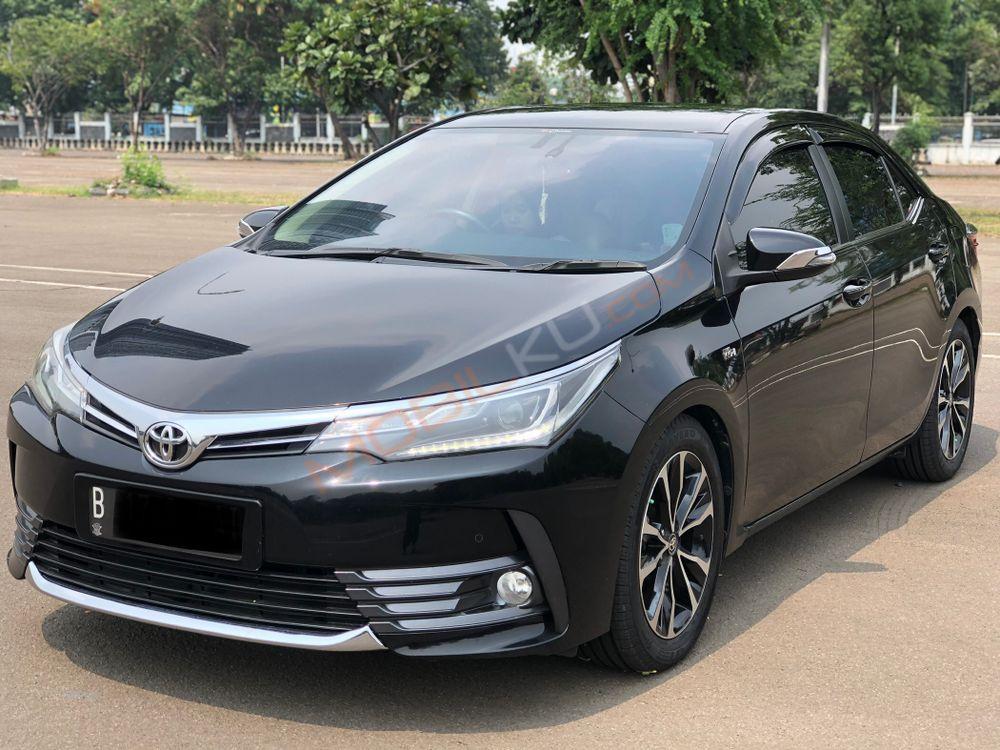 Mobil Toyota Corolla 2018