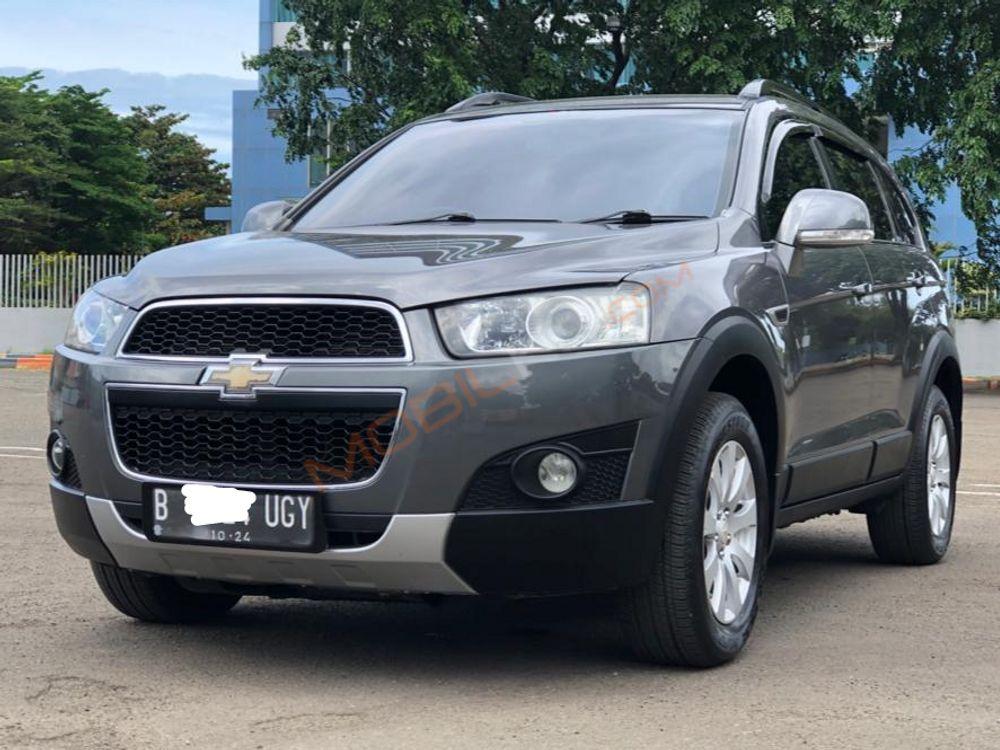 Mobil Chevrolet Captiva 2011