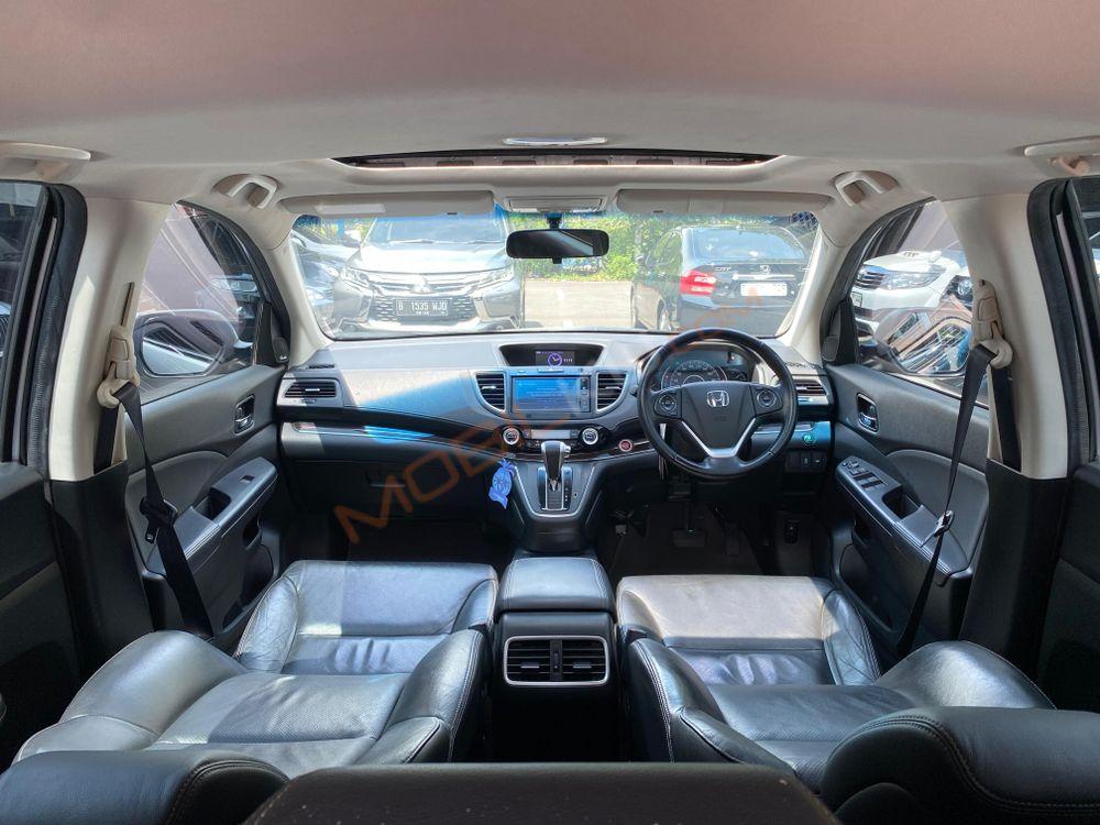Mobil Honda CR-V 2016