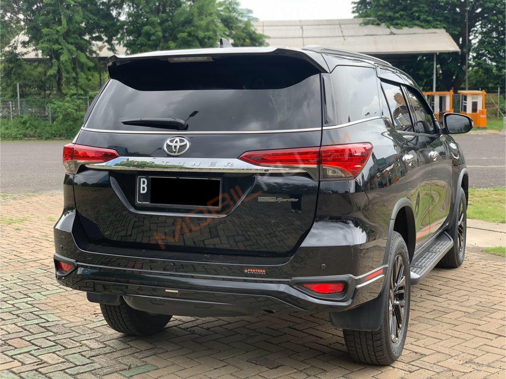 Mobil Toyota Fortuner 2019