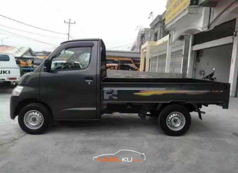 Mobil Daihatsu Gran Max 2018