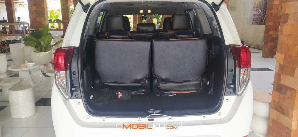 Mobil Toyota Kijang Innova 2016