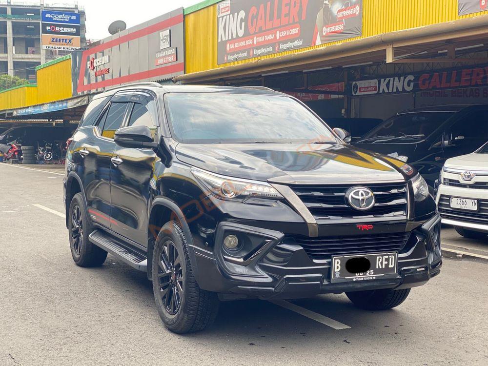 Mobil Toyota Fortuner 2020