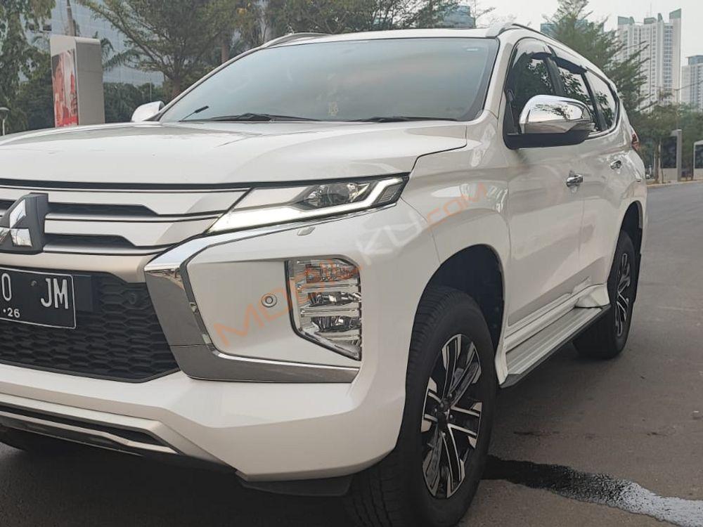 Mobil Mitsubishi Pajero Sport 2021
