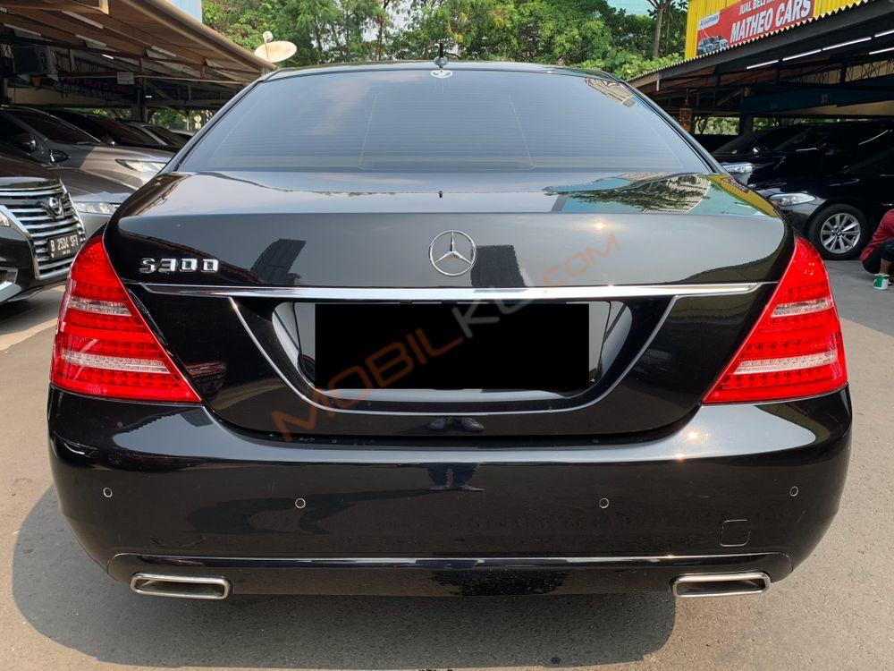 Mobil Mercedes-Benz S-Class 2011