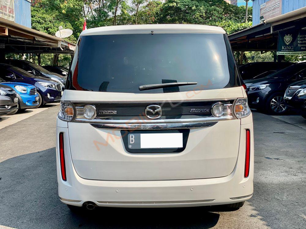 Mobil Mazda Biante 2014