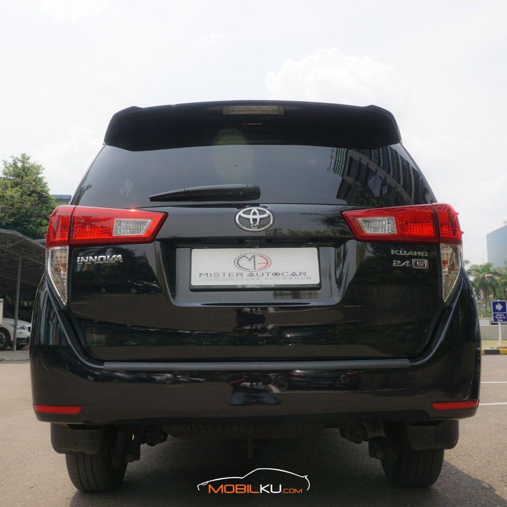 Mobil Toyota Kijang Innova 2019