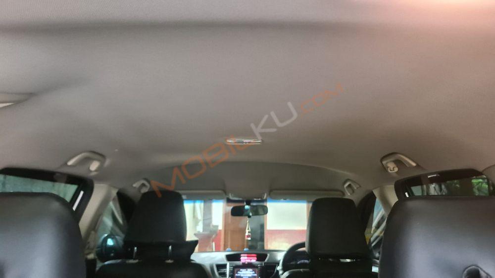 Mobil Honda CR-V 2016