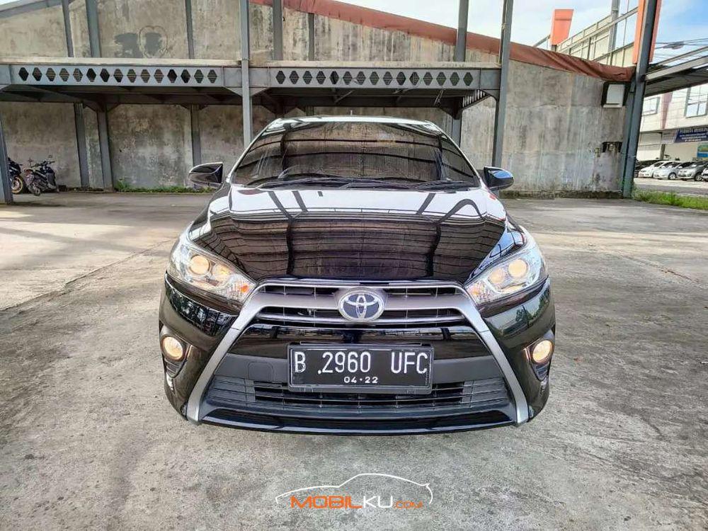 Mobil Toyota Yaris 2017